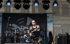 Rob Earth live