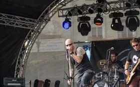 Rob Earth live